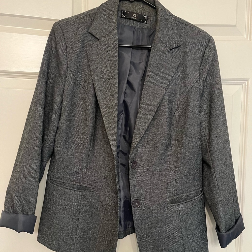 Men's Gray Blazer